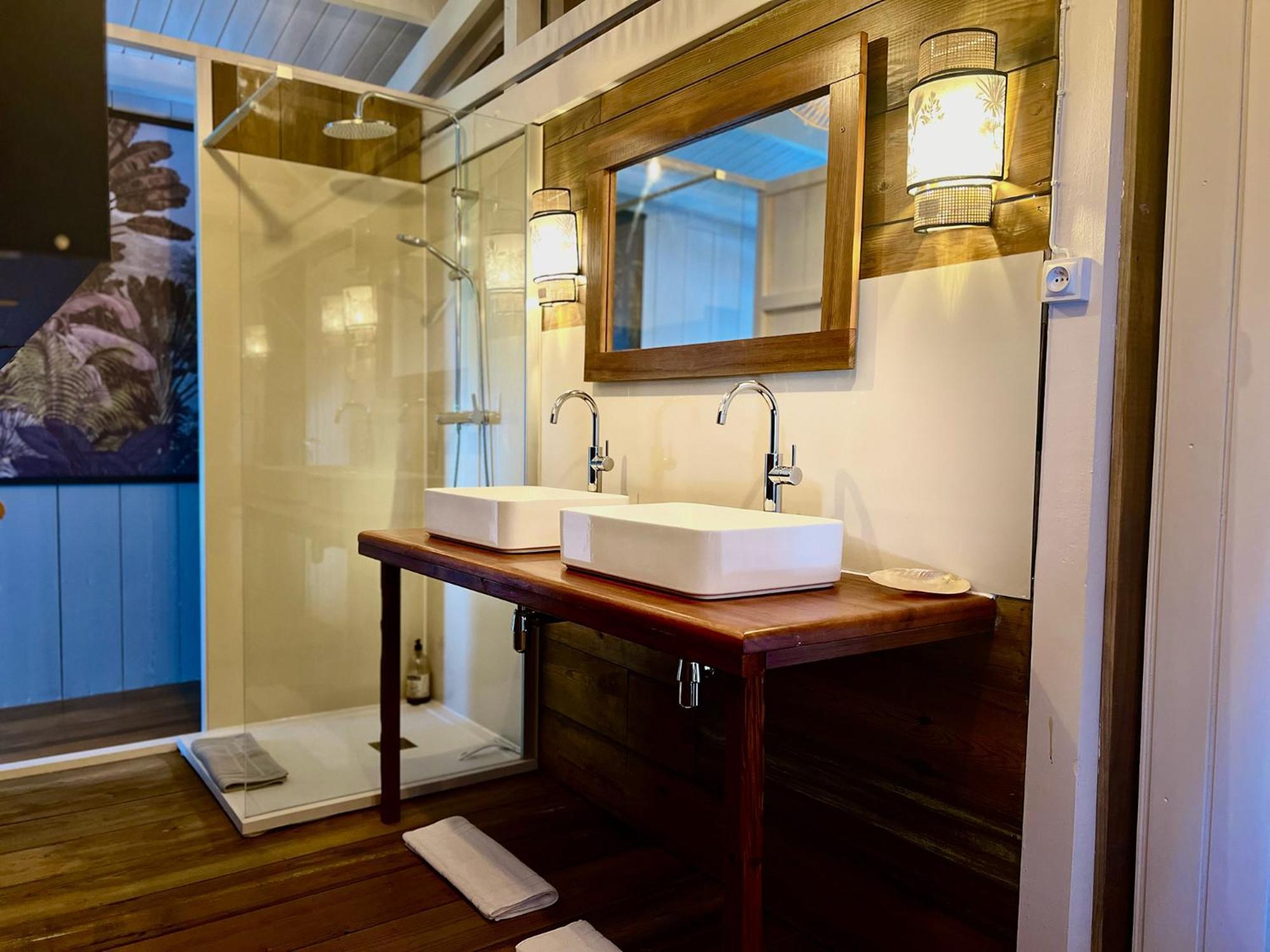 Chambre D'Hotes Le Sucrier Goyave Room photo