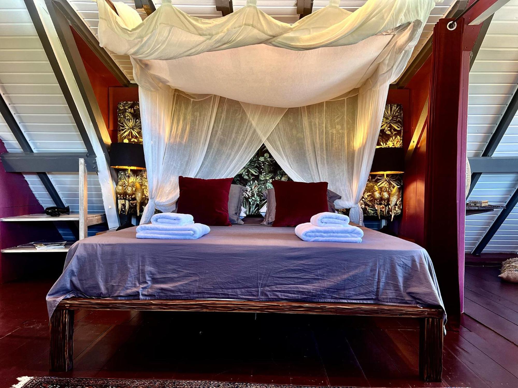 Chambre D'Hotes Le Sucrier Goyave Room photo